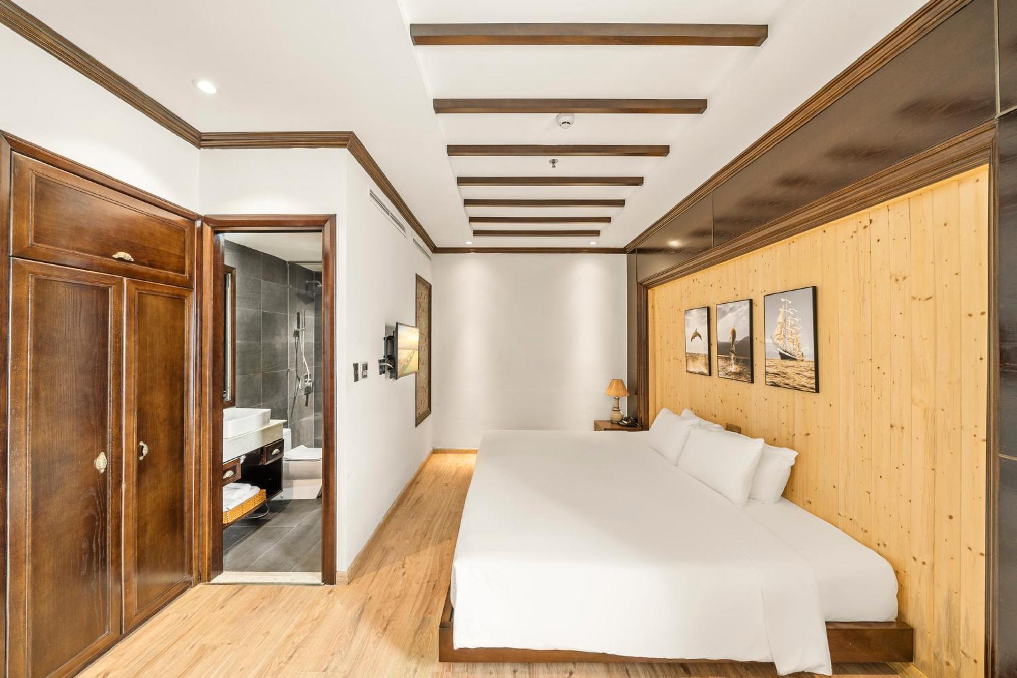 Palazzo Luxury Hotel Da Nang Exterior foto